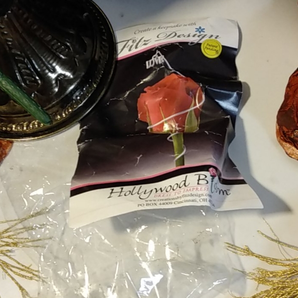 Valentine's Gift Novelty Rose / Fresh Flower Charm - Picture 6 of 11